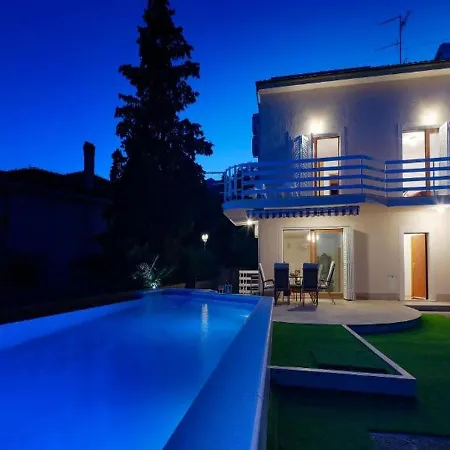 Vita,free Wifi,nearby Sea Villa Abbázia