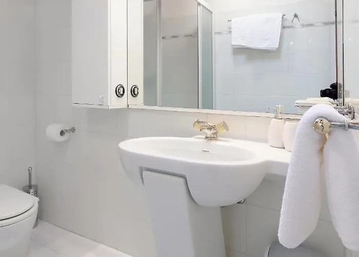Vita,free Wifi,nearby Sea Vila *